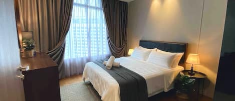 Superior Apartment, 2 Bedrooms, Balcony, City View | Desk, laptop workspace, iron/ironing board, free WiFi