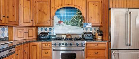 Microwave, oven, dishwasher, coffee/tea maker