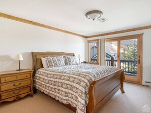 8 habitaciones, wifi gratis y ropa de cama 