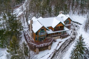 Exterior - Luxe 8BR Windham Lodge | Theater, Walk to Slopes (Windham)