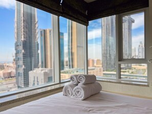 1 bedroom, in-room safe, desk, iron/ironing board