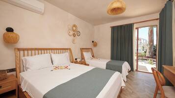 Deluxe Triple Room, Sea View
