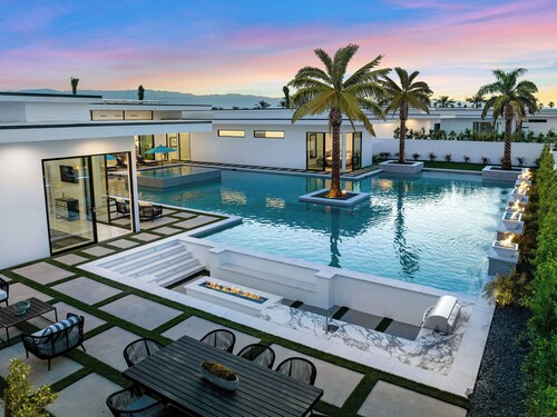 Sleeps 20 | Spacious Retreat | Pool & Hot Tub Retreat | Bravo Villa #4