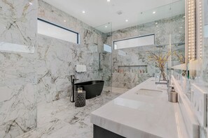 Shower, hair dryer, towels - Sleeps 17 | 6BR Retreat w/ Pool, Hot Tub & Pickleball | Bravo Villa #3 (Indio)