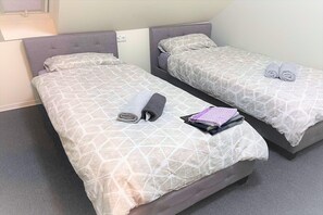 1 bedroom, iron/ironing board, free WiFi