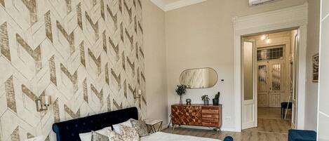 3 bedrooms, iron/ironing board, Internet, bed sheets