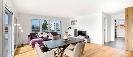 Exclusive Penthouse | Living area | Heated floors
