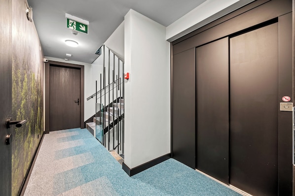 Lobby - Hine Adon Avenches (Avenches)