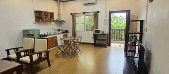 ALI XAYATHIT APARTMENT & HOTEL