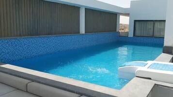 Indoor pool, outdoor pool