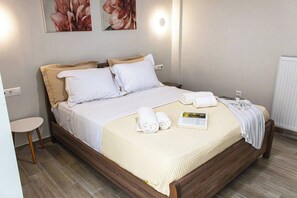 2 室のベッドルーム、アイロン / アイロン台、インターネット、ベッドシーツ
