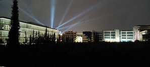 المنشأة من الخارج