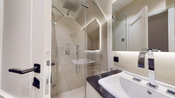 Image sans description, 1 de 17, bouton