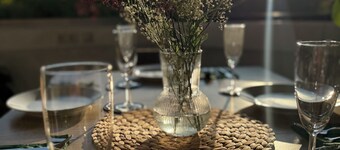 City Center Retreat/ 1 min Train Station