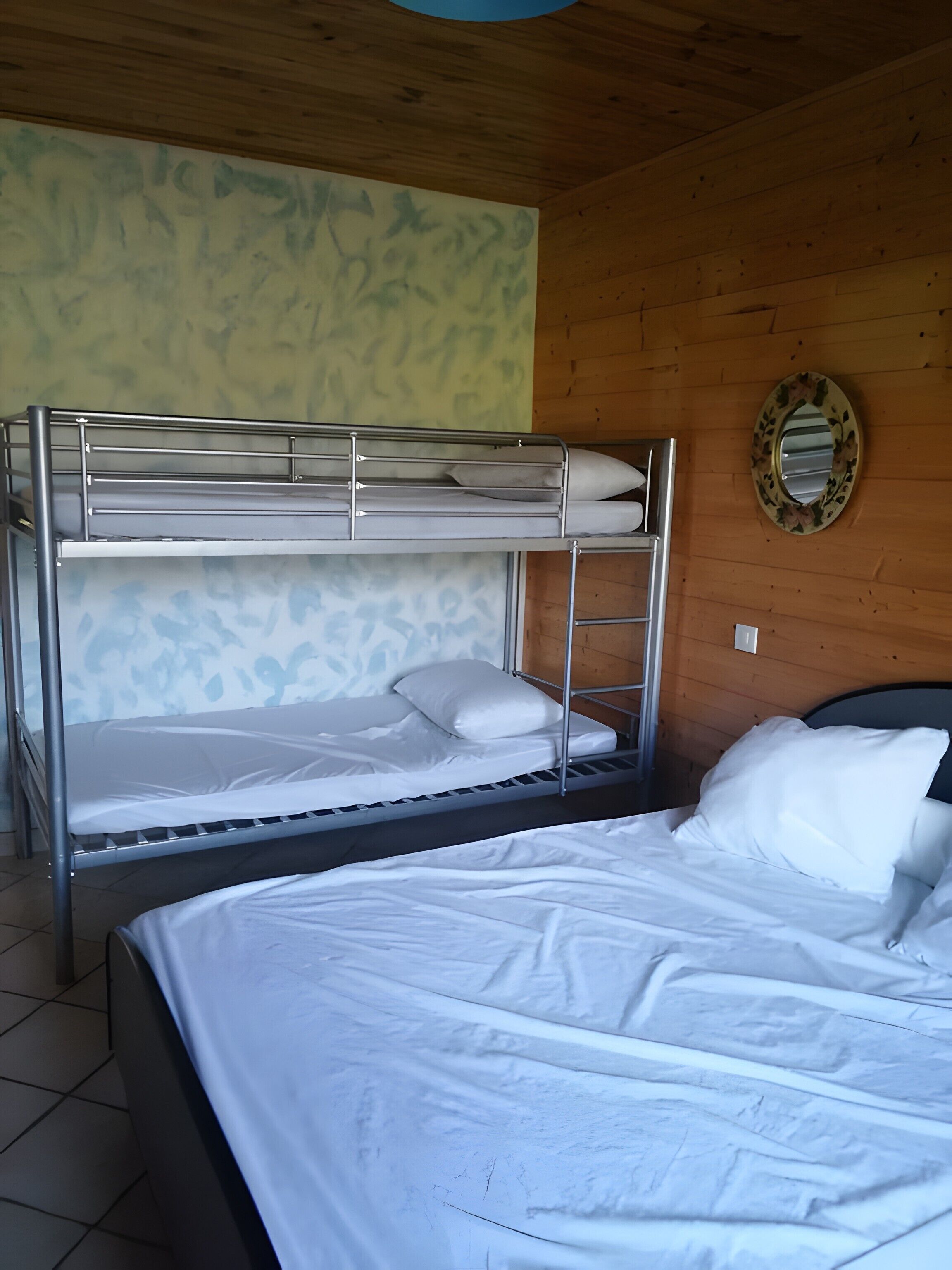 2 chambres, fer et planche à repasser, Wi-Fi