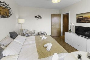 Iron/ironing board, travel cot, WiFi, bed sheets - Crans-Montana - studio, 2 pers - Balcon & vue (Crans-Montana)