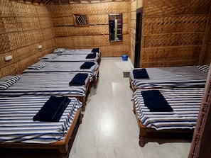 Family Room, Multiple Beds | Free WiFi, bed sheets