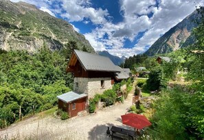 Exterior - Ecrins Lodge (Le Bourg-d'Oisans)