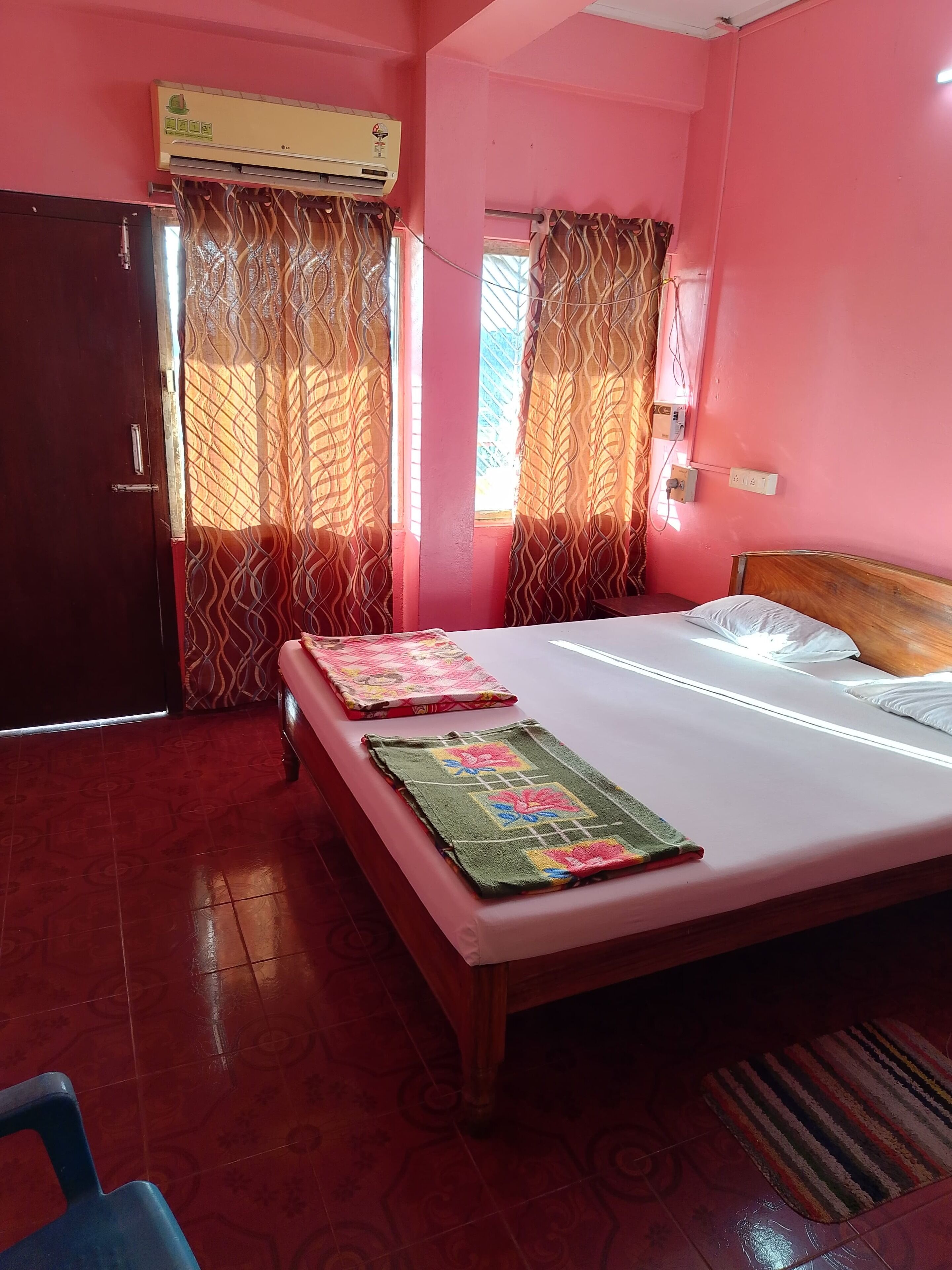 Quarto casal luxo, varanda, vista para a cidade | Escrivaninha, espaço de trabalho para notebook, Wi-Fi de cortesia