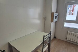 Dining - 1A158 Spacious Apt downtown Gijon (Gijón)