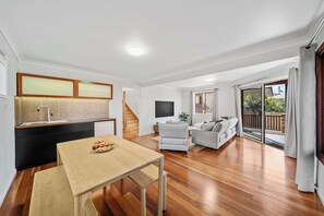 Televisión y oficina