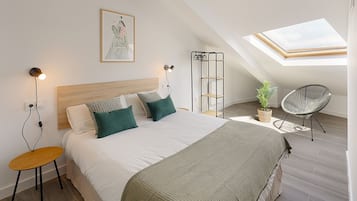 1 slaapkamer, een strijkplank/strijkijzer, gratis wifi, beddengoed