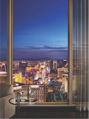 Studiosuite – city | Individuelt dekorert, individuelt innredet og skrivebord