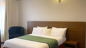 1 slaapkamer, een strijkplank/strijkijzer, wifi, beddengoed