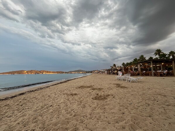 Tæt på stranden