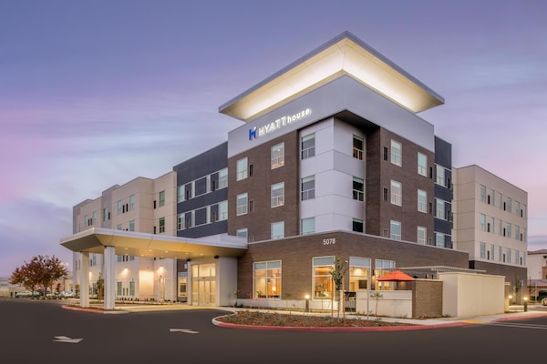 Hyatt House Fresno Campus Pointe - Clovis, CA