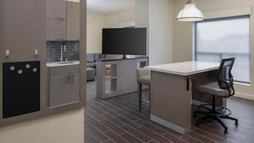 Minibar, in-room safe, desk, blackout drapes