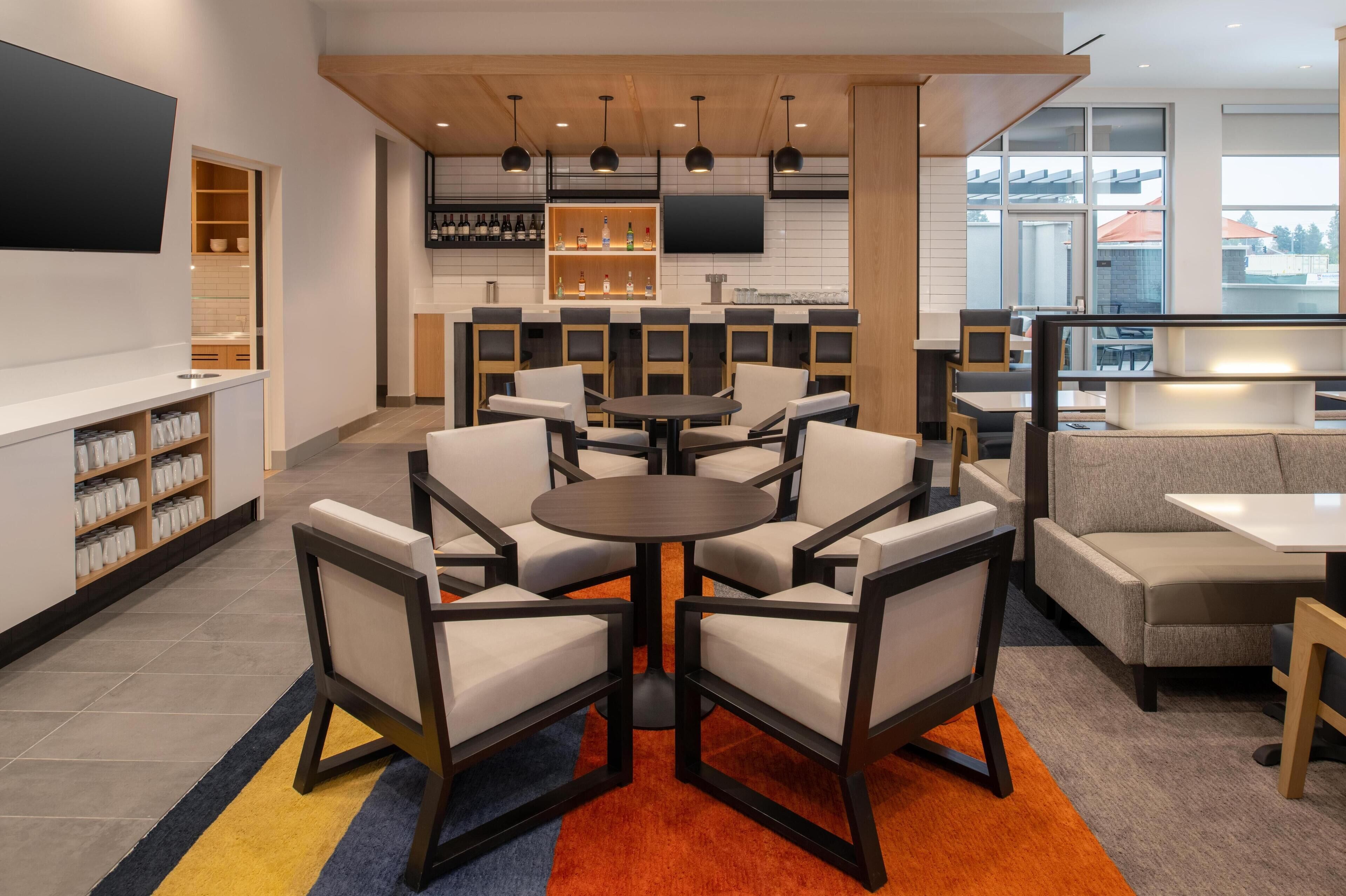 Foto - Hyatt House Fresno/Campus Pointe