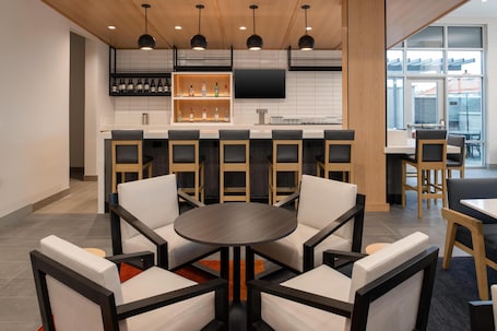Bar (on property). Hyatt House Fresno Campus Pointe