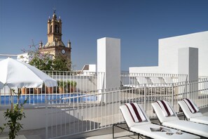 Outdoor pool - Raíces Alameda Casa Palacio (Seville)