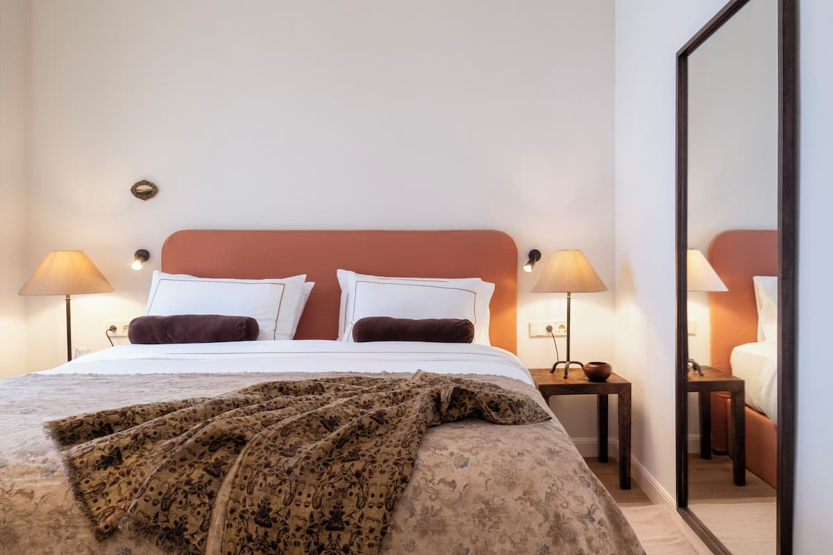 Suite, 2 Bedrooms, Courtyard View