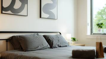 1 bedroom, desk, iron/ironing board, free WiFi