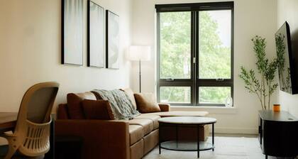 Above The Roots | Classy 1BD Escape