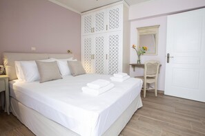 2 slaapkamers, een strijkplank/strijkijzer, beddengoed