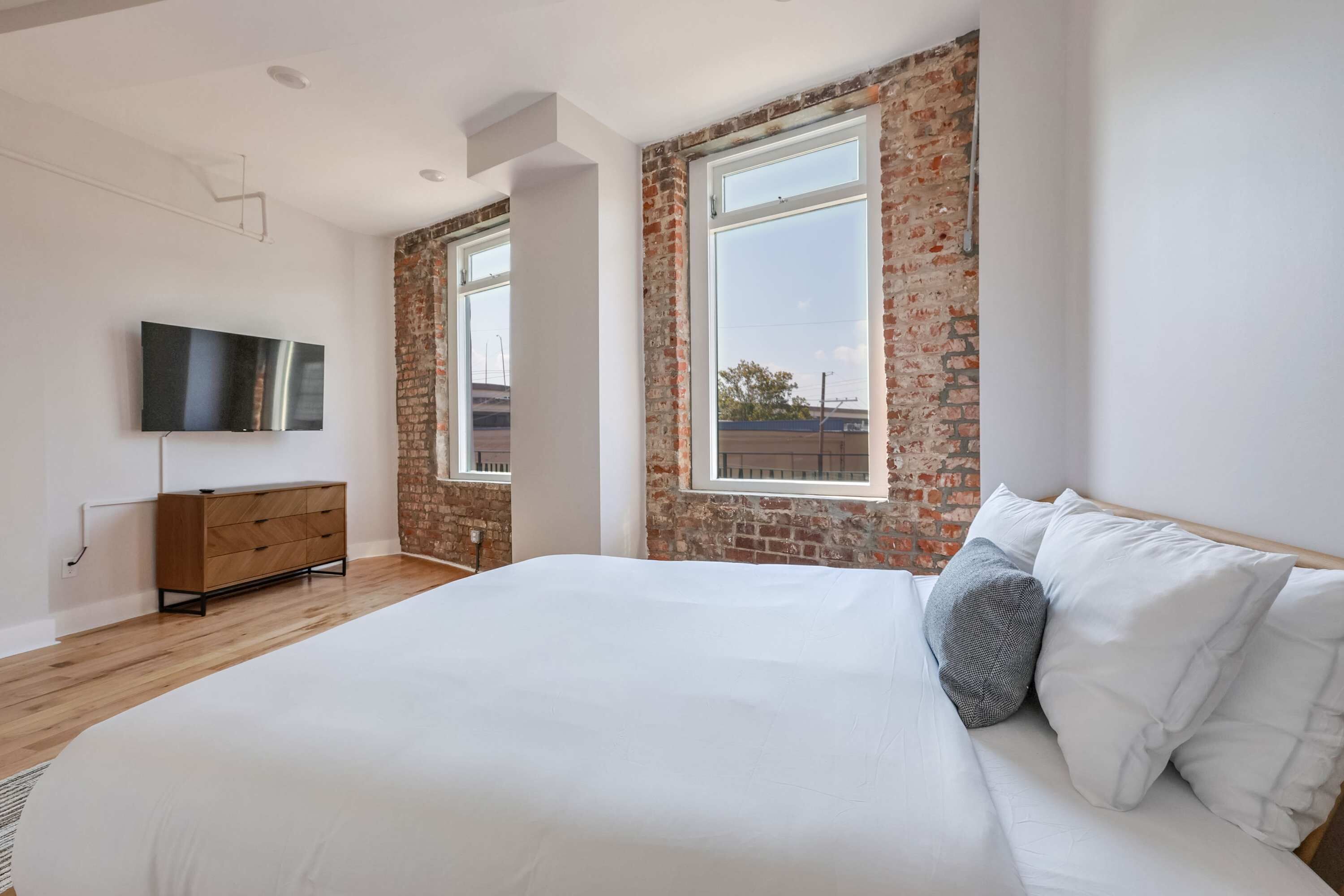 3 多间卧室、熨斗/熨衣板、旅行婴儿床、WiFi