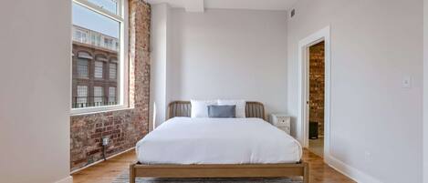 3 bedrooms, iron/ironing board, travel cot, WiFi