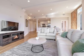 Televisión y oficina