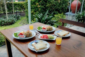 Petit déjeuner buffet compris tous les jours