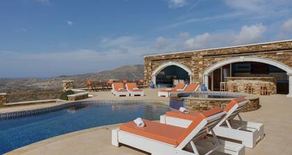 Landhaus 'Faith - Ios' mit Meerblick, WLAN und Klimaanlage