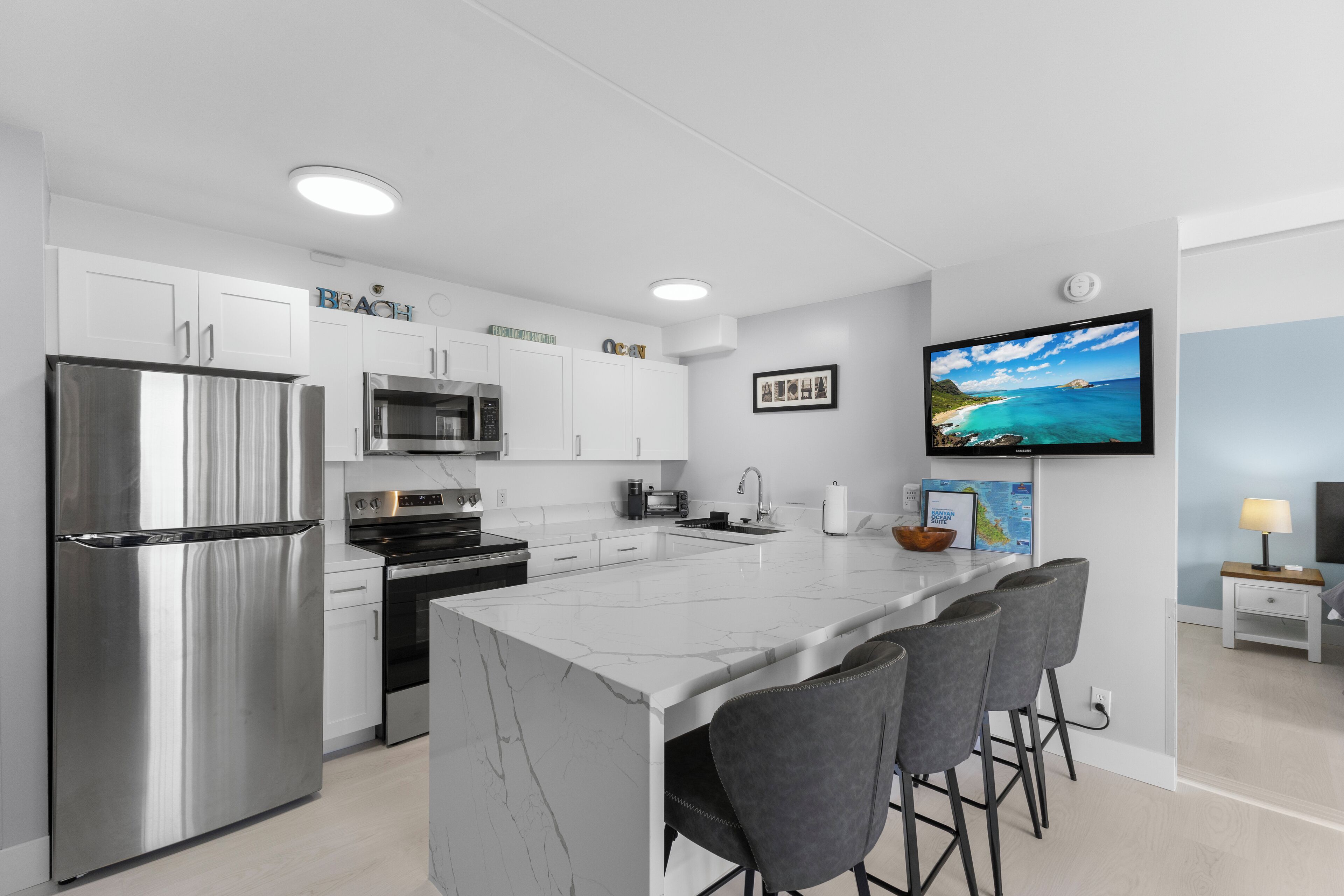 Standard Apartment, Lanai, Ocean View | Private kitchen