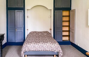 2 bedrooms, free WiFi