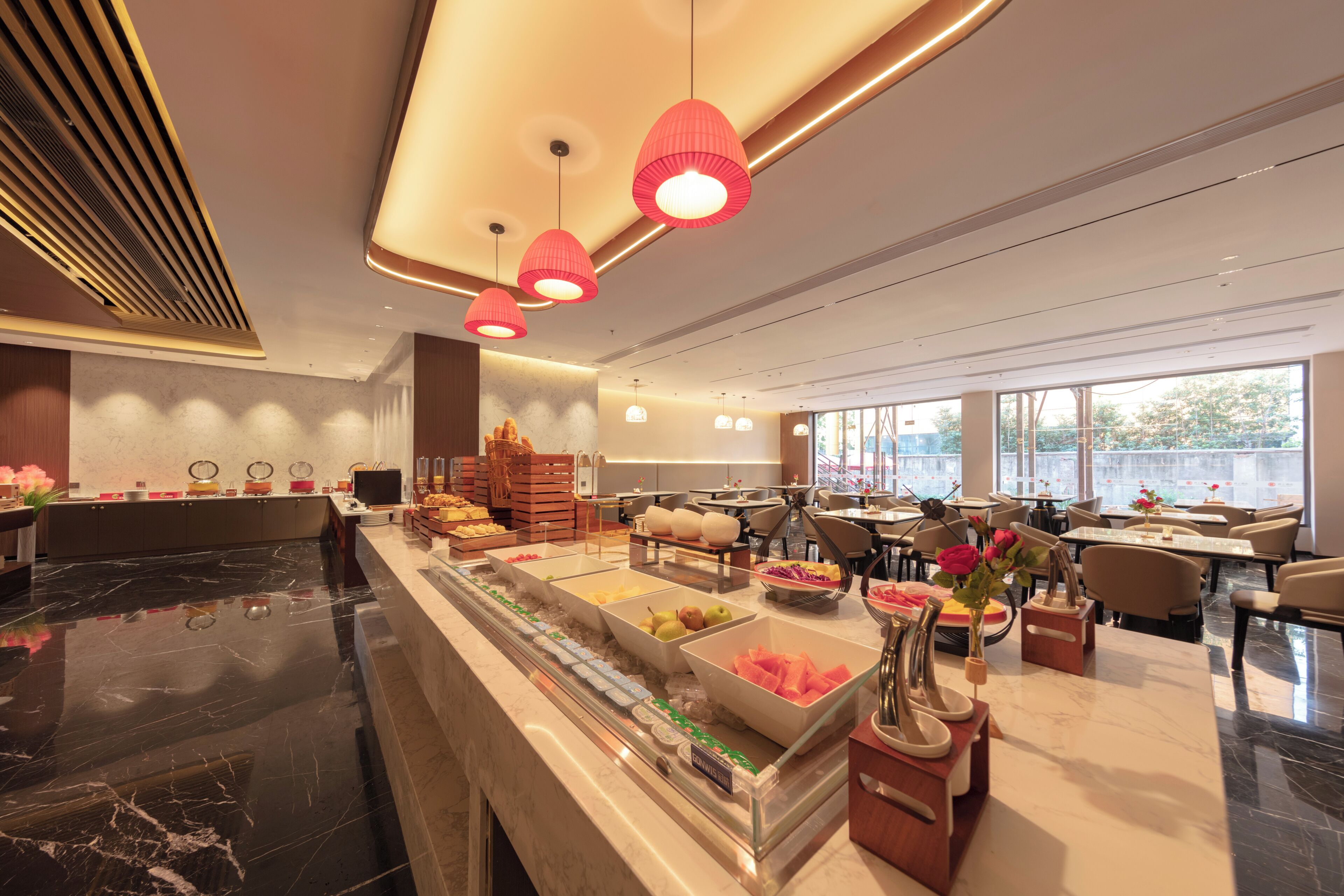 Frokostbuffé er inkludert hver dag