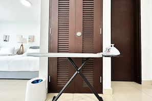In-room business centre