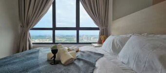 Trefoil @ Setia City Condotel