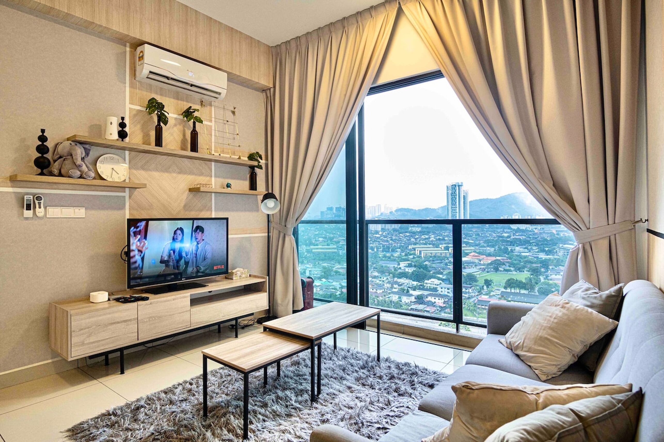Superior Apartment, 1 Bedroom, Balcony, City View | Living area | 35-inch TV with cable channels