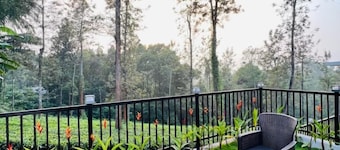 Pabis Luxurious Stay